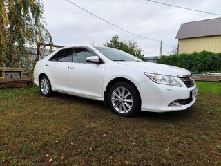 2014 Toyota Camry VII (XV50), белый, 1600000 рублей, вид 2
