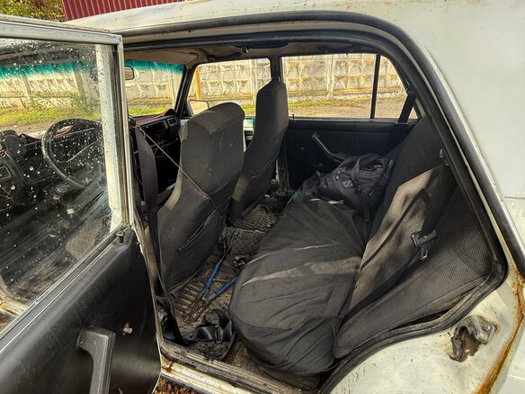 2005 Lada (ВАЗ) 2107, белый, 55000 рублей - вид 16