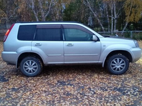 2003 Nissan X-Trail I Рестайлинг, серебристый, 467200 рублей, вид 3