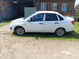 2015 Lada (ВАЗ) Granta I, белый, 350000 рублей, вид 4