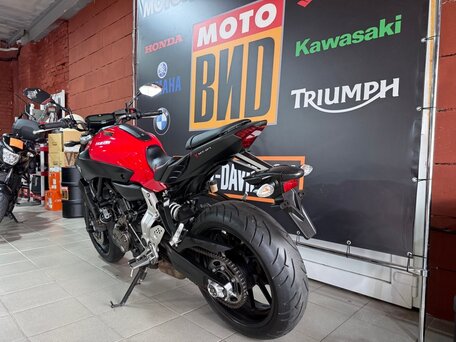 2014 Yamaha MT-07 (FZ-07), красный, 720000 рублей, вид 4