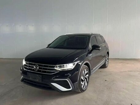 2022 Volkswagen Tiguan L II Рестайлинг (China Market), чёрный, 2450000 рублей, вид 1
