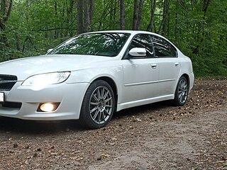 2007 Subaru Legacy IV Рестайлинг, белый, 850000 рублей, вид 1