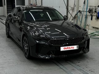 2021 Kia Stinger I Рестайлинг, серый, 4500000 рублей, вид 3