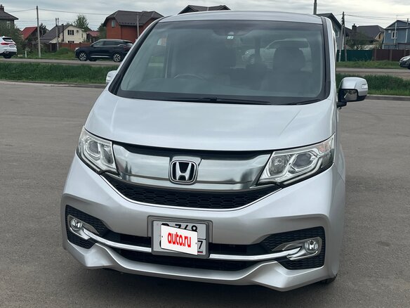 2016 Honda Stepwgn V, серый, 1965000 рублей - вид 1