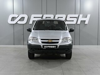 2013 Chevrolet Niva I Рестайлинг, серебристый, 610000 рублей, вид 3