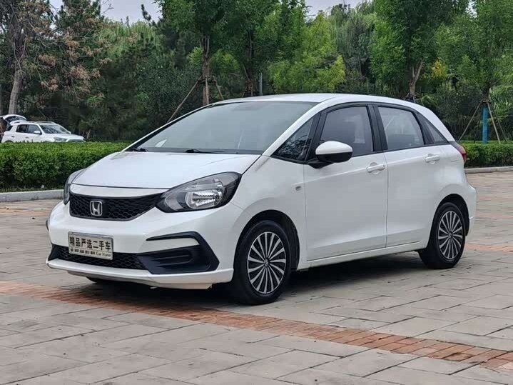 Открыть фотографии: Honda Fit IV Рестайлинг