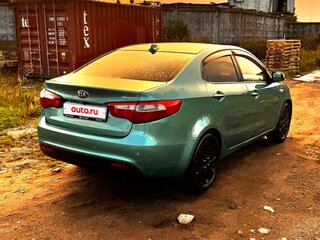 2011 Kia Rio III, зелёный, 450000 рублей, вид 5