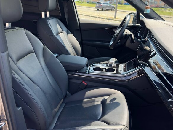 2022 Audi Q7 55 TFSI II (4M) Рестайлинг, серый, 5190000 рублей - вид 10