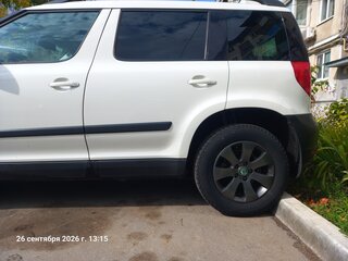 2011 Skoda Yeti I, белый, 600000 рублей, вид 2