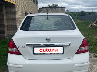 2012 Nissan Tiida I Рестайлинг, белый, 678000 рублей, вид 2