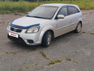 2011 Kia Rio II Рестайлинг, серебристый, 410000 рублей, вид 1