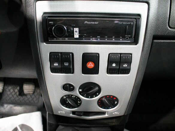 2007 Renault Logan I, серый, 185000 рублей - вид 14
