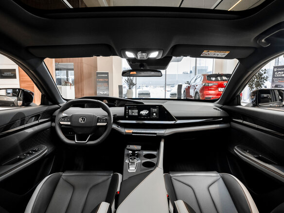 2024 Changan UNI-V I, серый, 2600000 рублей - вид 19