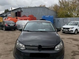 2014 Volkswagen Polo V, чёрный, 370000 рублей, вид 2