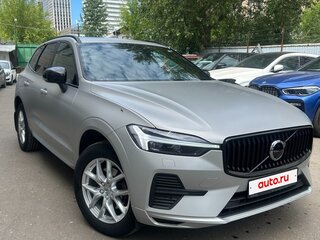 2021 Volvo XC60 II Рестайлинг, серебристый, 4300000 рублей, вид 4