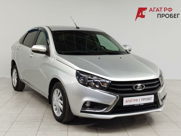 2016 Lada (ВАЗ) Vesta I, серебристый, 700000 рублей - вид 2