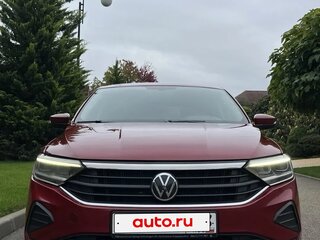 2020 Volkswagen Polo VI, красный, 1200000 рублей, вид 3
