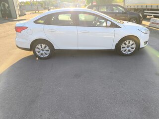 2017 Ford Focus III Рестайлинг, белый, 950000 рублей, вид 3