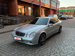 2006 Mercedes-Benz E-Класс 200 III (W211, S211) Рестайлинг, серебристый, 715000 рублей, вид 5