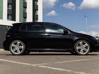 2011 Volkswagen Golf R VI, чёрный, 1550000 рублей, вид 5