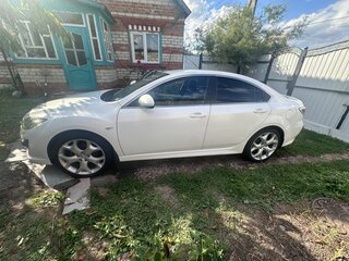 2011 Mazda 6 II (GH) Рестайлинг, белый, 1130000 рублей, вид 4