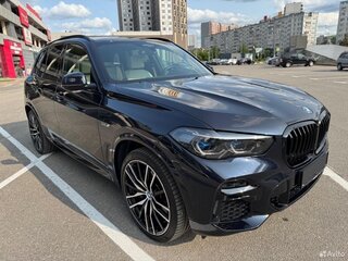 2022 BMW X5 45e IV (G05/G18), чёрный, 8950000 рублей, вид 1
