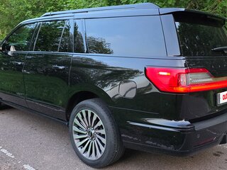 2020 Lincoln Navigator L IV, чёрный, 10000000 рублей, вид 2