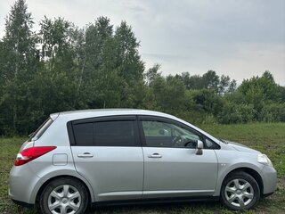 2010 Nissan Tiida I, серый, 700000 рублей, вид 2