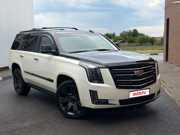 2015 Cadillac Escalade IV, белый, 4410000 рублей