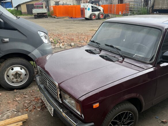 2007 Lada (ВАЗ) 2107, пурпурный, 90000 рублей