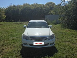 2007 Mercedes-Benz C-Класс 280 III (W204), белый, 1000000 рублей, вид 2