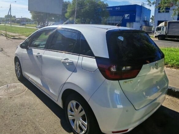 2020 Honda Fit IV, белый - вид 2