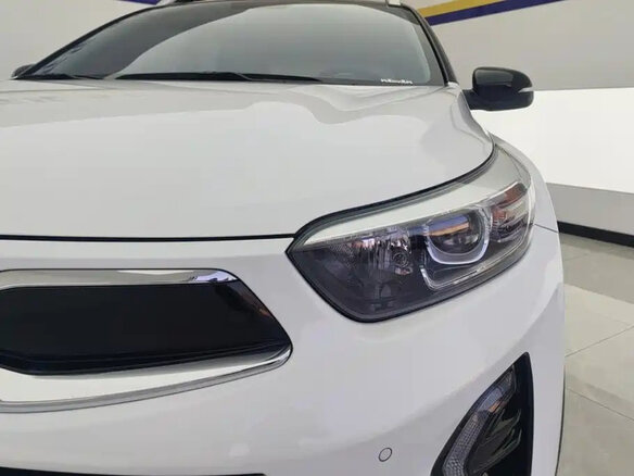 2022 Kia KX1, белый, 1035000 рублей - вид 2
