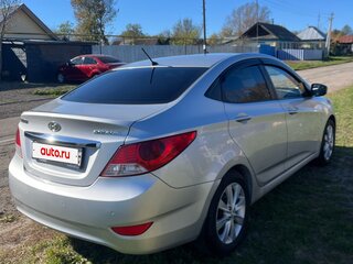 2014 Hyundai Solaris I, серебристый, 680000 рублей, вид 5