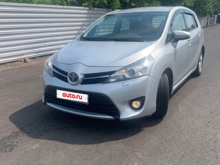 2013 Toyota Verso I Рестайлинг, серебристый, 1345000 рублей, вид 2