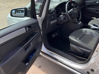 2008 Opel Zafira B, серебристый, 650000 рублей, вид 5