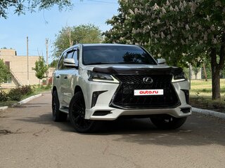 2020 Lexus LX 570 III Рестайлинг 2, белый, 10700000 рублей, вид 3