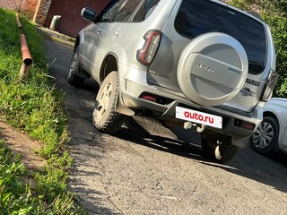 2011 Chevrolet Niva I Рестайлинг, серебристый, 380000 рублей, вид 5