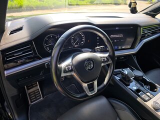 2018 Volkswagen Touareg III, синий, 4900000 рублей, вид 5