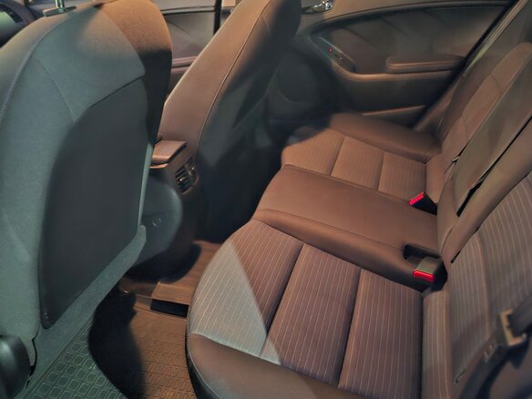 2015 Kia Cerato III, белый, 900000 рублей - вид 11
