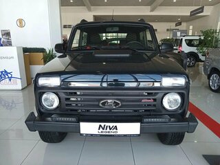 2025 Lada (ВАЗ) Niva Legend Sport I, зелёный, 1734000 рублей, вид 2