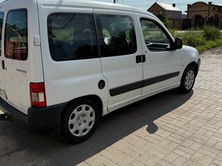 2010 Peugeot Partner I Рестайлинг, белый, 535000 рублей, вид 4