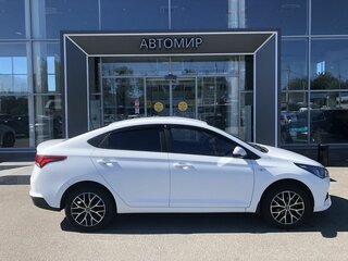 2020 Hyundai Solaris II Рестайлинг, белый, 1369000 рублей, вид 4