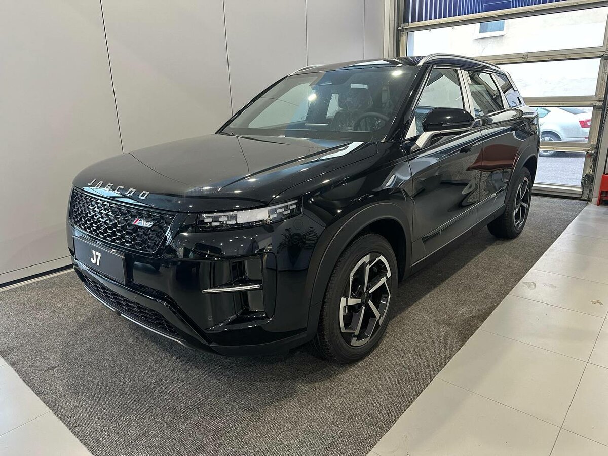 Открыть фотографии: Jaecoo J7 I Рестайлинг
