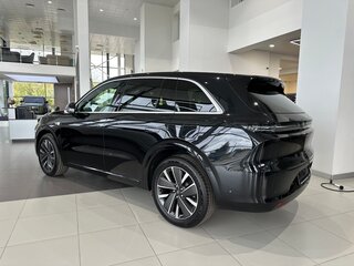 2026 Li Auto (Lixiang) L6 I, чёрный, 7500000 рублей, вид 5