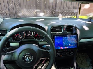 2012 Volkswagen Golf VI, серебристый, 850000 рублей, вид 3