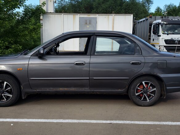 2006 Kia Spectra I Рестайлинг 2, серый, 260000 рублей - вид 6