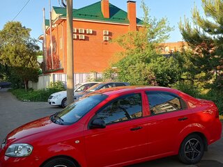 2010 Chevrolet Aveo I Рестайлинг, красный, 455000 рублей, вид 5