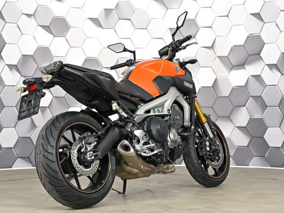 2014 Yamaha MT-09 (FZ-09), оранжевый - вид 6
